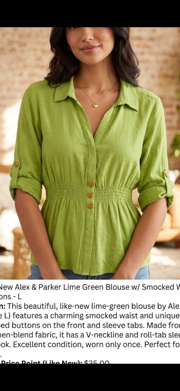 NWOT Women's Alex & Parker Lime Green Blouse Smock Waist & Heart Buttons L
